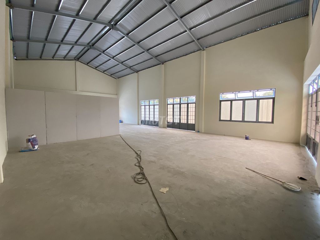 Cho thuê nhà xưởng thạnh lộc quận 12 